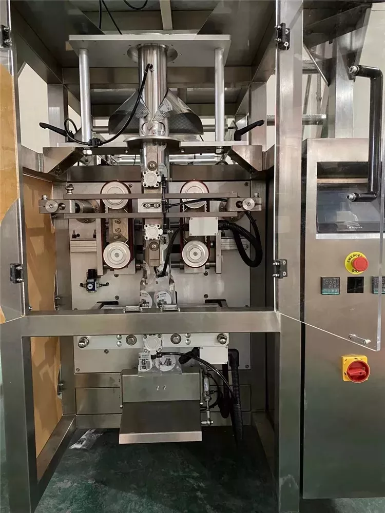 hc-420D-520D-620D-720D Automatic pet food packaging machine snack Crisps potato chips nitrogen flushing filling packing machine - Vertical packing machine for granule - 4